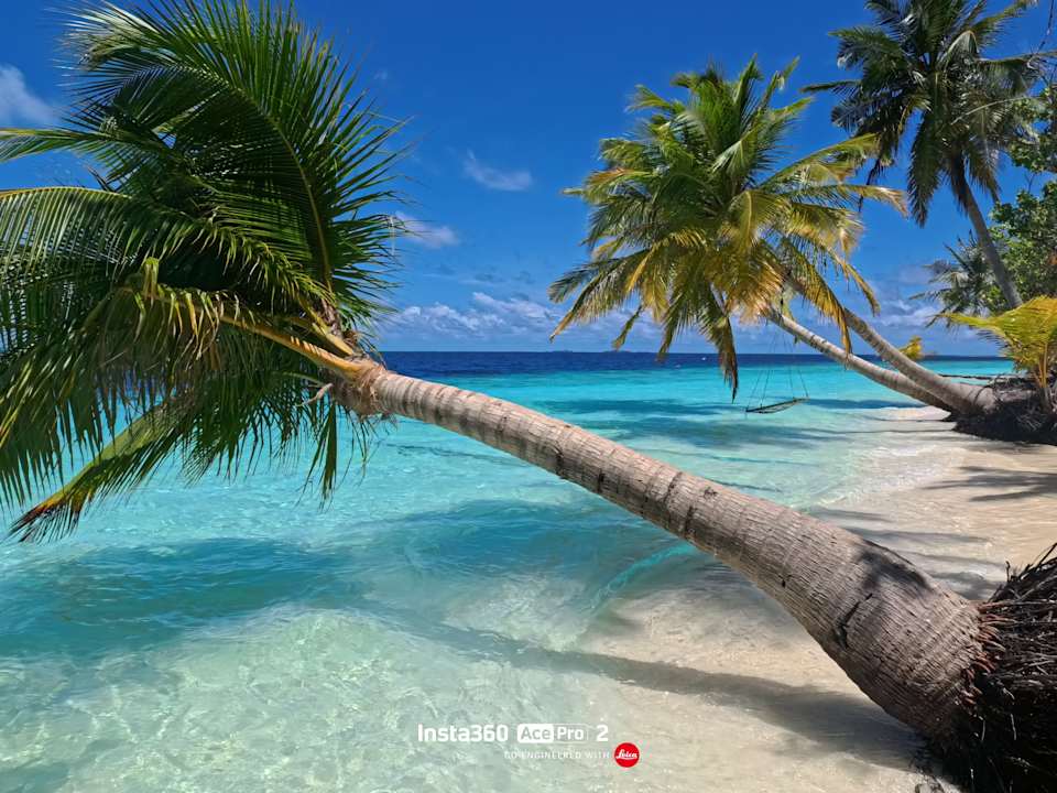 Strand Vilamendhoo Island Resort & Spa