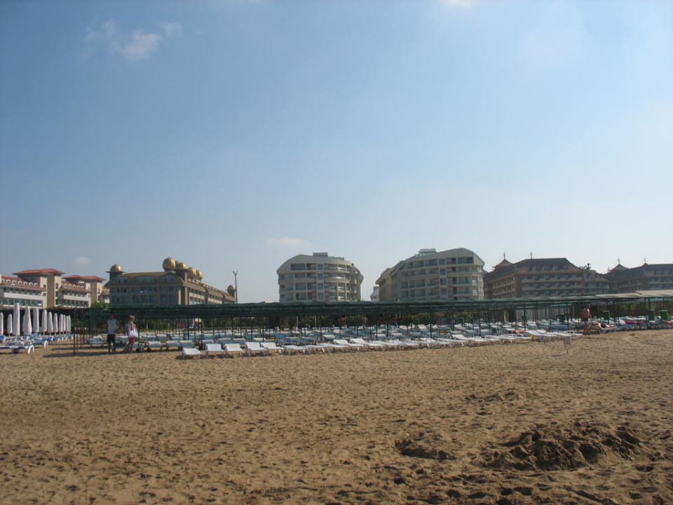 Вид с пляжа на Aydinbey Kings Palace Aydinbey Kings Palace & Spa