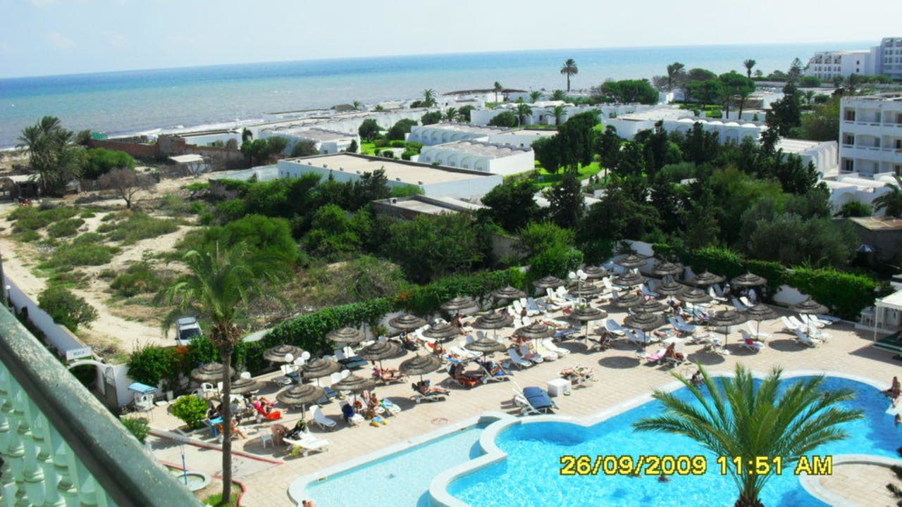 Ausblick von Zimmer 404 Royal Jinene