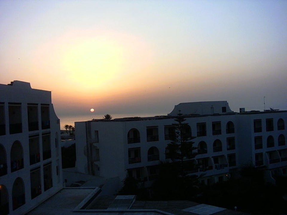 Sonnenaufgang Nozha Beach Resort & Spa