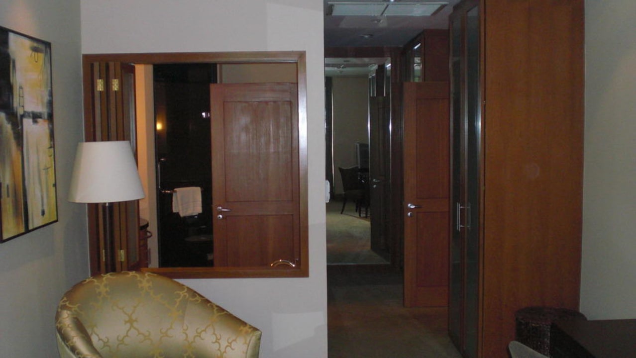 Unser Schlafbereich mit Bad Hotel Ascott Bangkok Sathorn