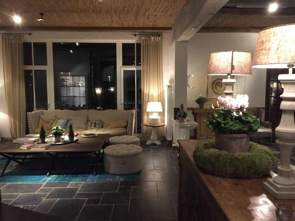 Neuer Rezeptionsbereich BollAnts Spa im Park