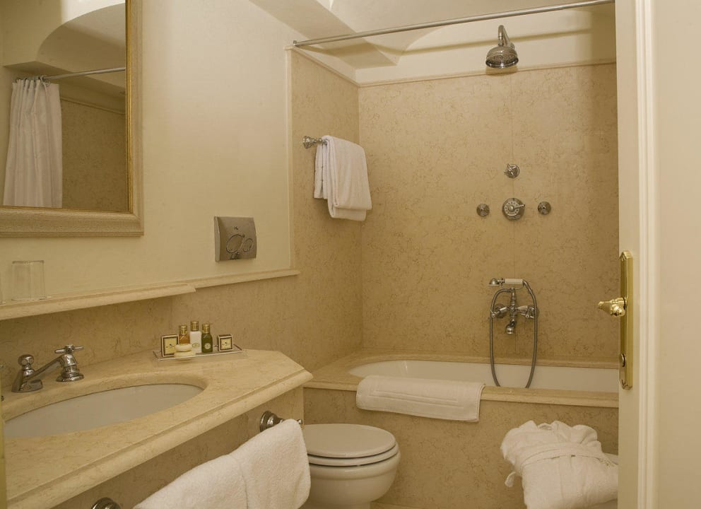 Bagno Suite Grand Hotel Majestic