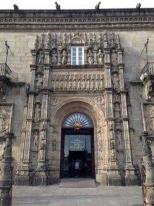 Hoteleingang Parador de Santiago - Hostal Reis Catolicos