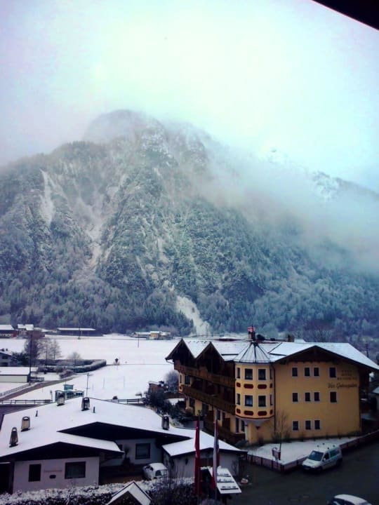 Blick vom Südbalkon Hotel Rotspitz