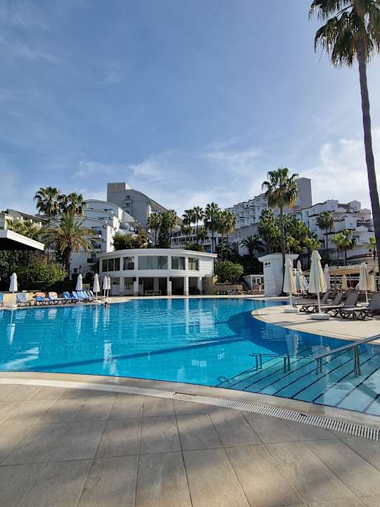 Pool Iz Flower Side Beach Hotel