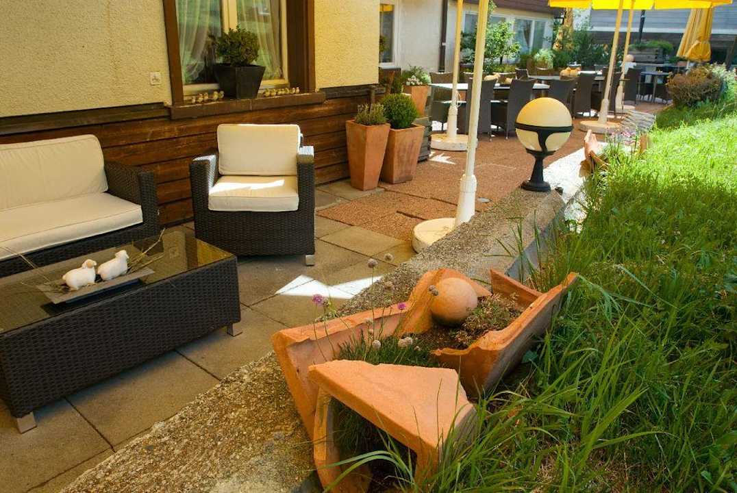 Gartenterrasse Hotel Alpenhof