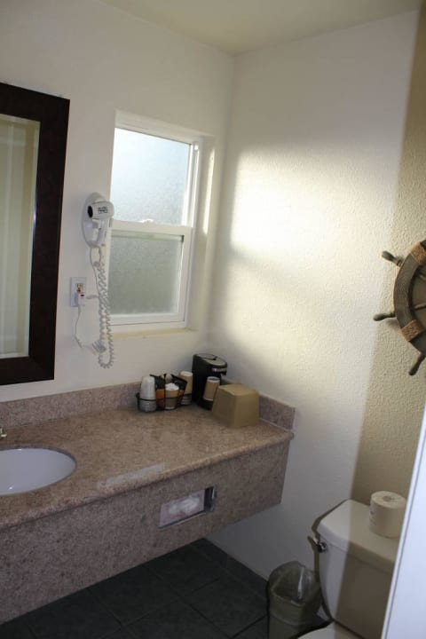 Im Zimmer 17 Inn By the Bay Monterey