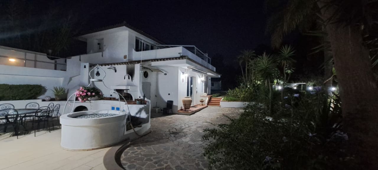 Außenansicht Villa Kore Capo Vaticano