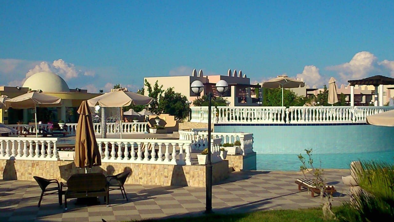 Poolbar Hotel Gaia Palace