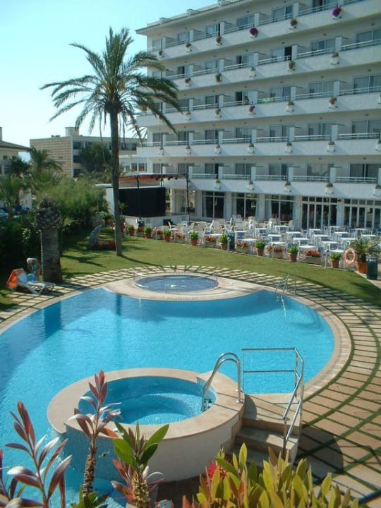 Pool, Kinderbecken und Whirlpool Caprice Janeiro Hotel & Spa