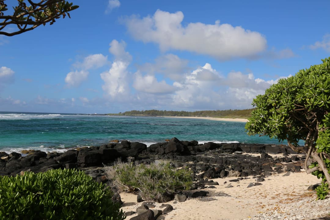 1 der 3 Buchten  und zwar die wilde Bucht Shandrani Beachcomber Resort & Spa