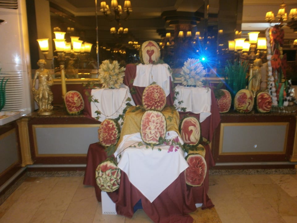 Deko beim Buffet Botanik Hotel & Resort