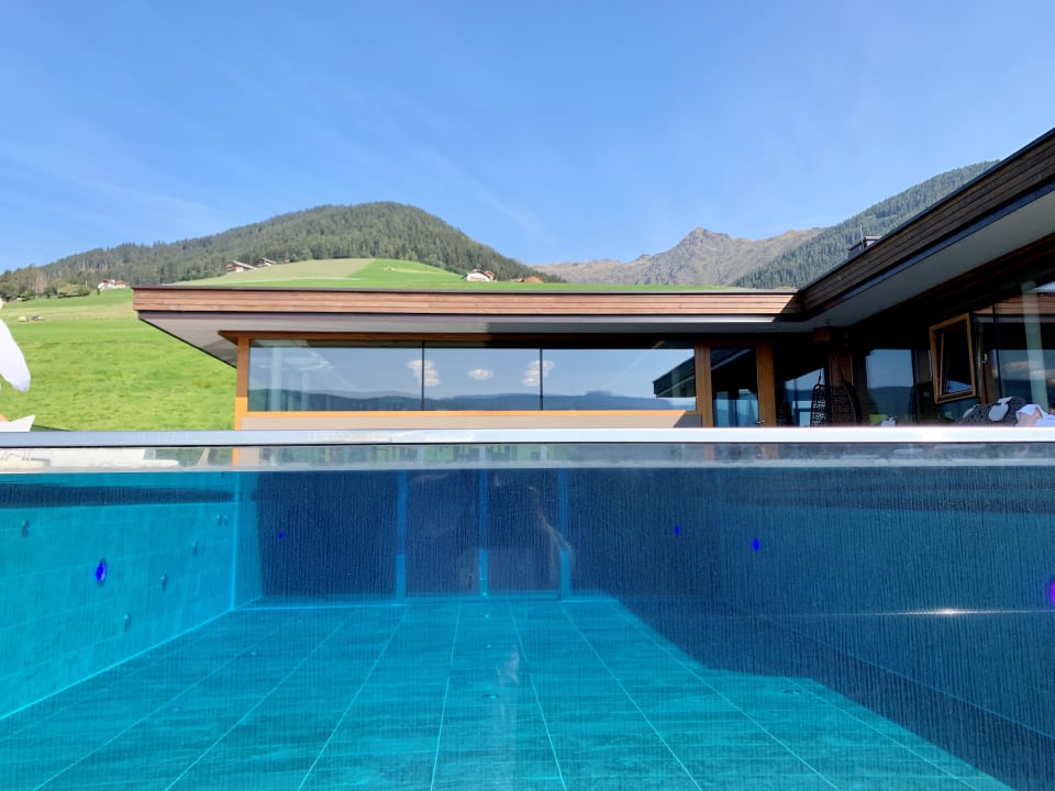 Pool Hotel Terentnerhof