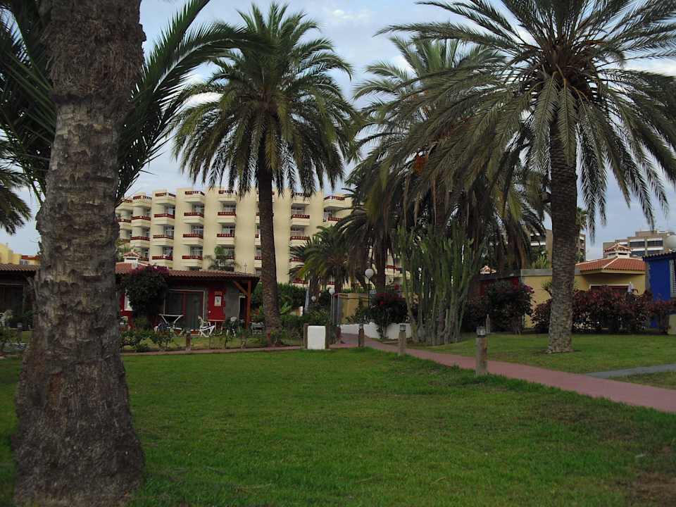 Gartenanlage HL Miraflor Suites Hotel