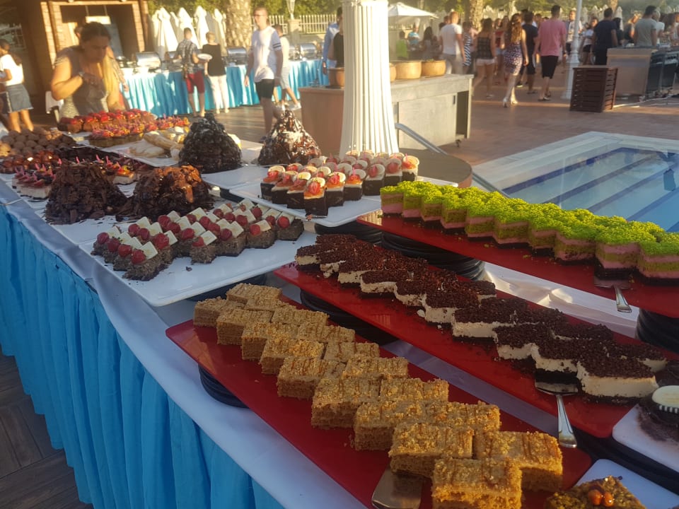 Gastro Quattro Beach Spa & Resort