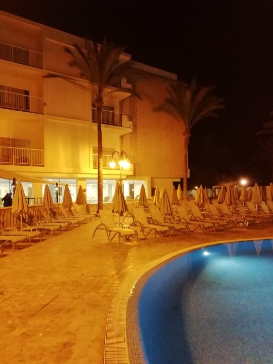 Pool CM Castell de Mar