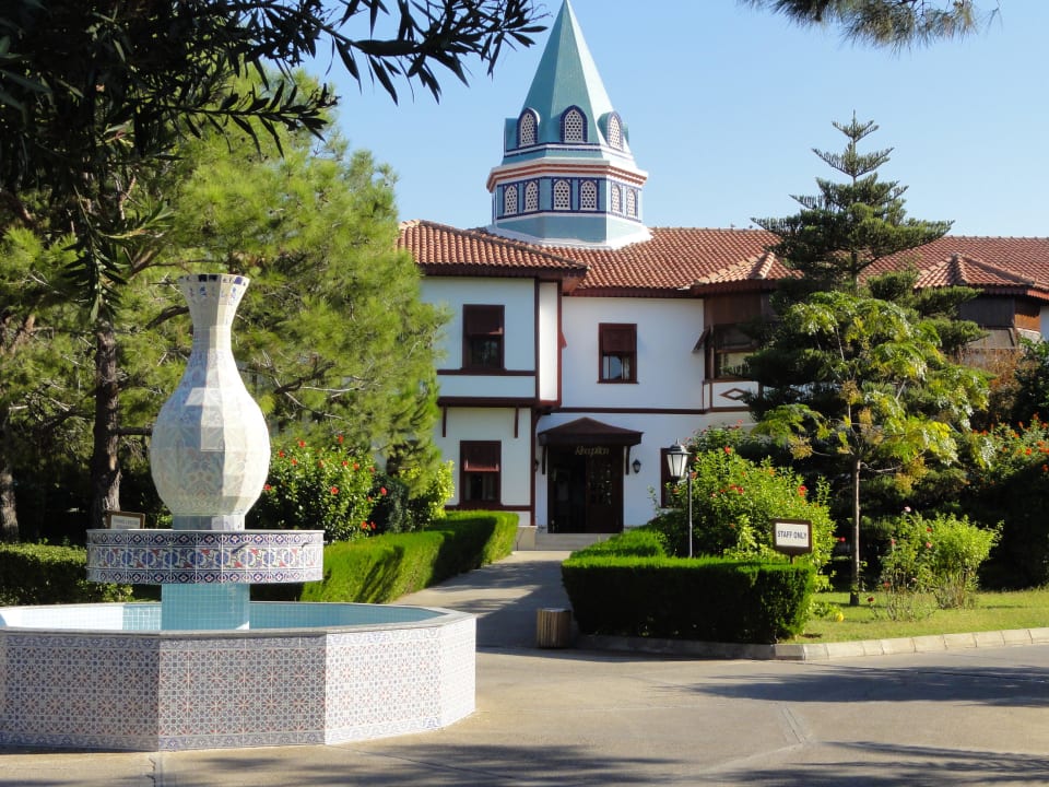 Hauptgebäude Ali Bey Club
