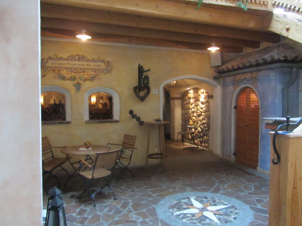 Verbindungsgänge zwischen den Gebäuden Hotel Tirolerhof