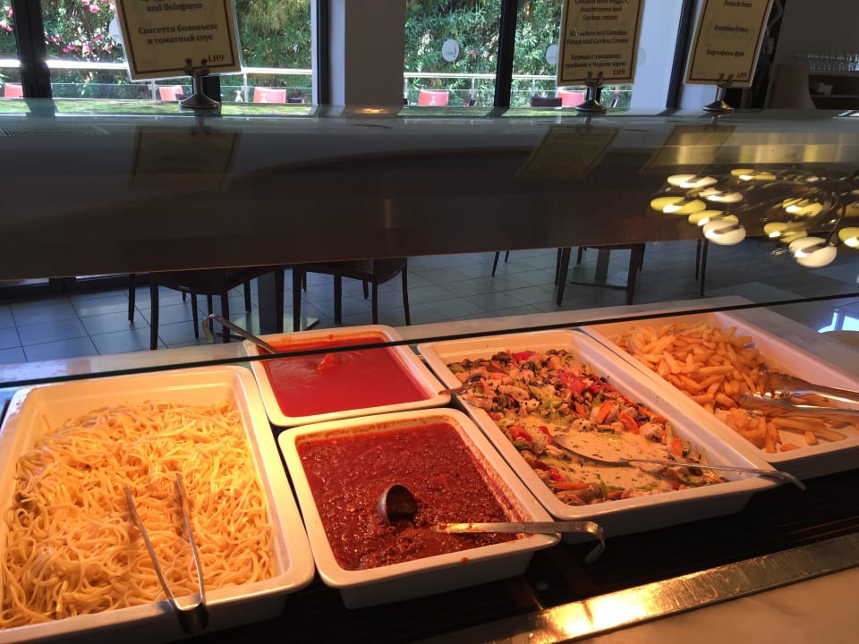 Mittagsbuffet Istion Club & Spa