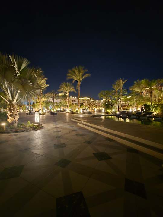 Ausblick The Grand Palace - Adults only