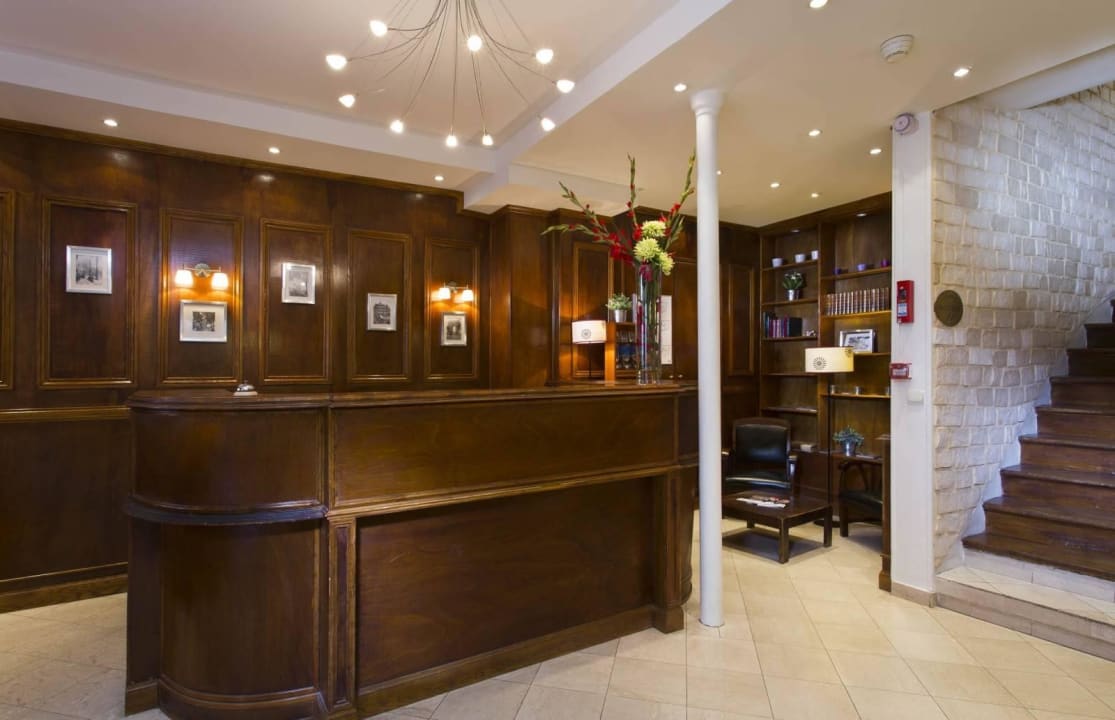 Reception Hotel Pavillon de Montmartre