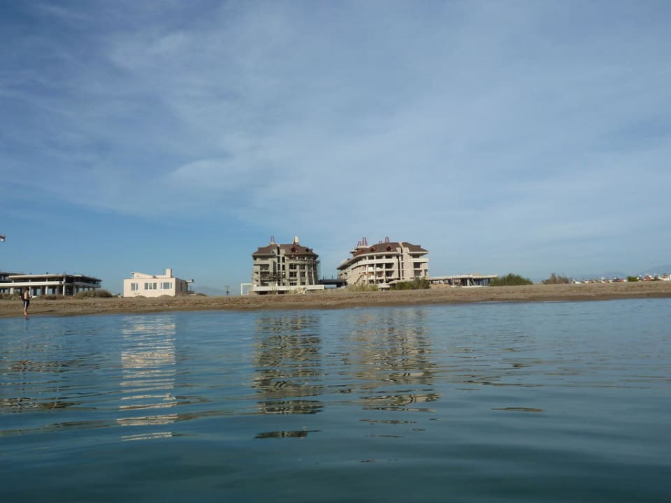 Vom Meer aus fotografiert Sherwood Dreams Resort