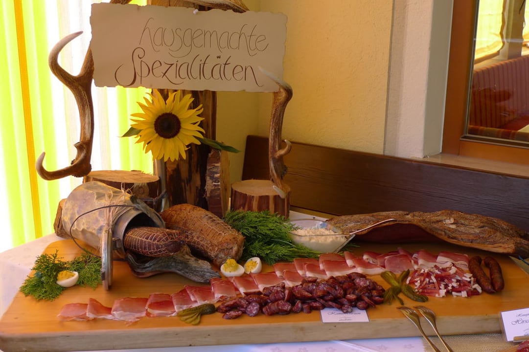 Hausgemachte Spezialitäten Panoramahotel Wildschütz