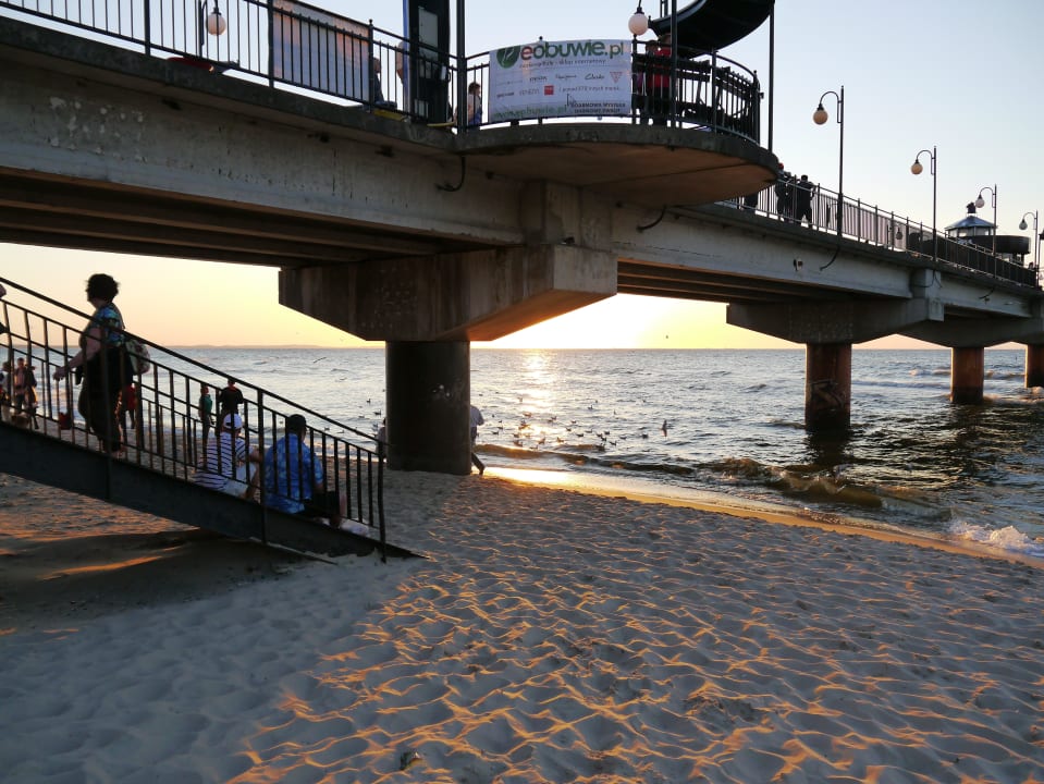 Beginnender Sonnenuntergang Hotel Aurora Family & SPA