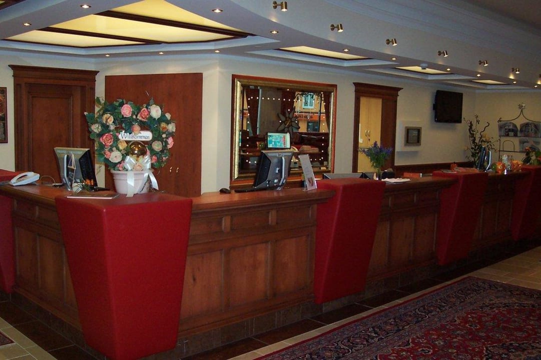 Rezeption Hotel EDELWEISS Berchtesgaden