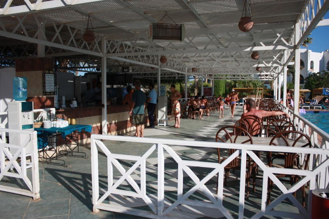 Die Poolbar Arabia Azur Resort