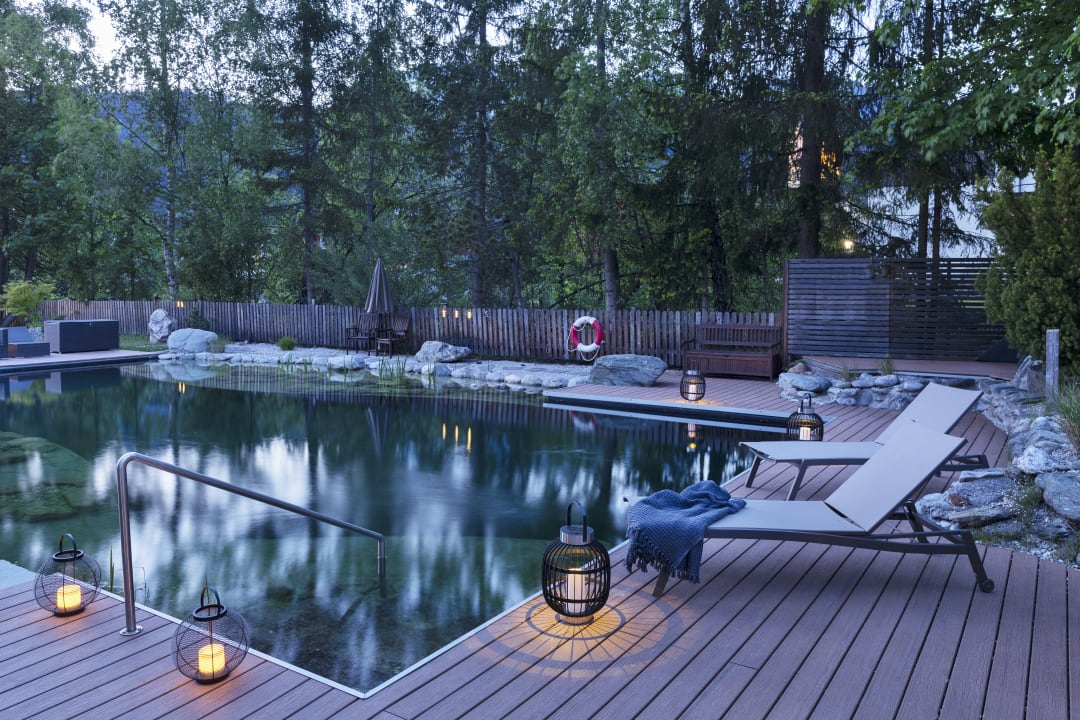 Pool Das Dorf in der Stadt