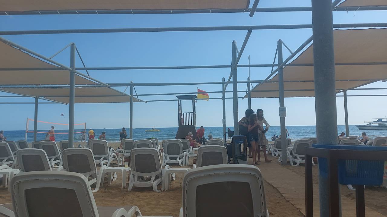 Strand Dream World Aqua Hotel