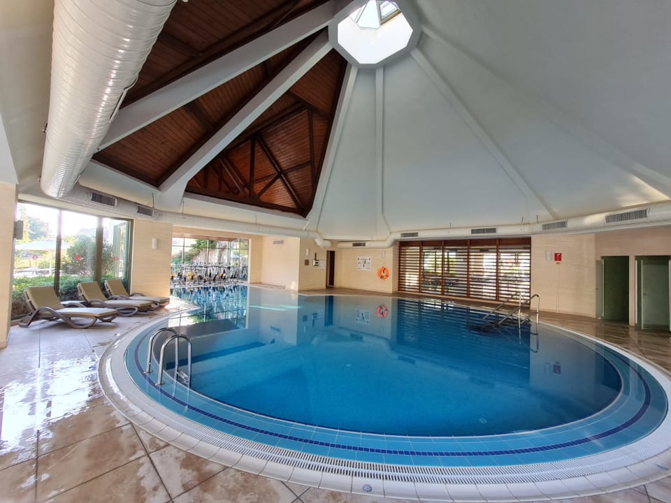 Pool Arum Barut Collection