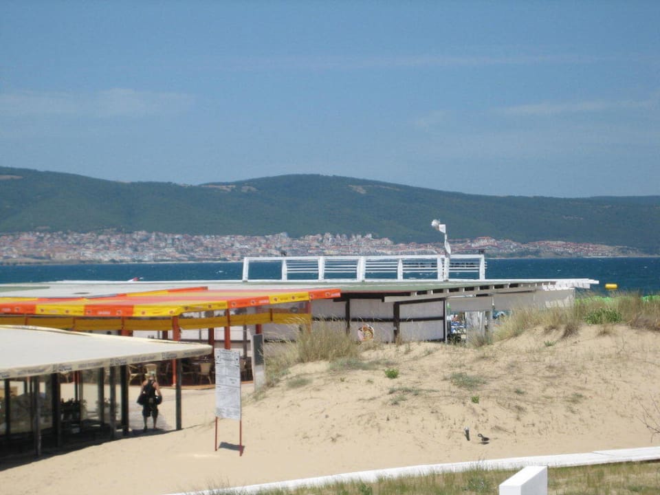 Weg zum Strand Hotel Aktinia