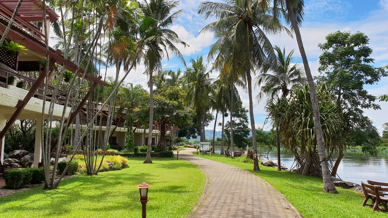 Gartenanlage Hotel Felix River Kwai