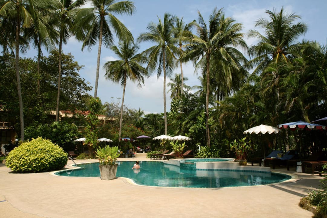 Pool am Strand The Fair House Beach Resort