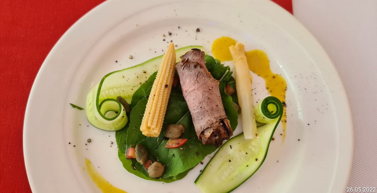 Gastro Azura Deluxe Resort & Spa Hotel