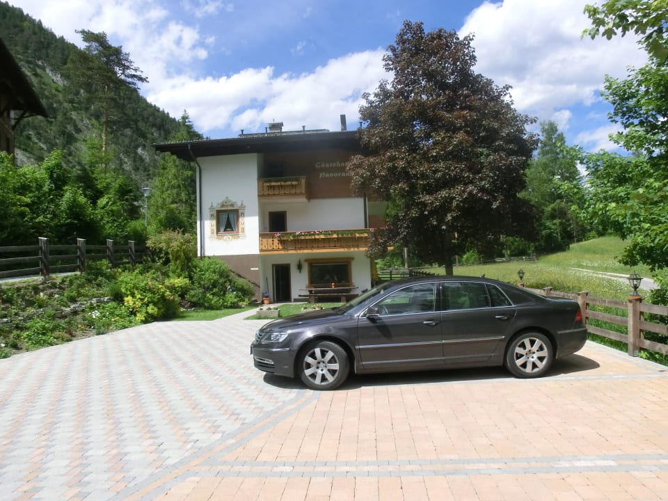 Parkplatz der Pension Gästehaus Panorama