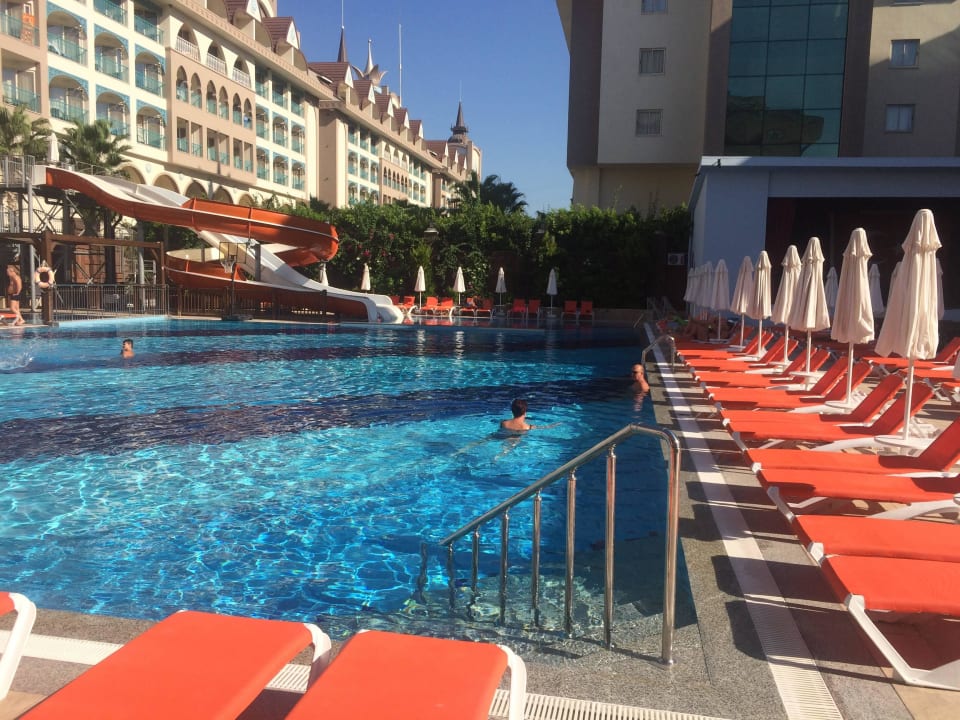 Pool Orange Palace Side