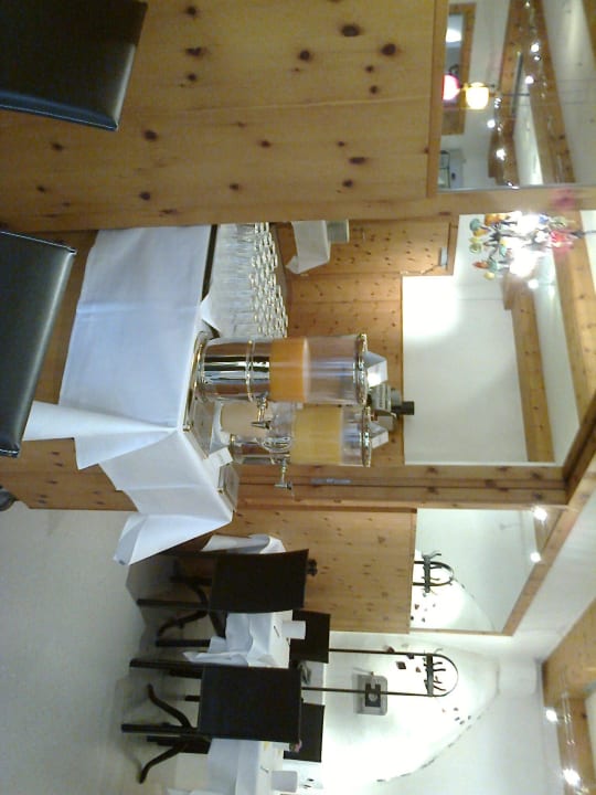 Frühstücksbuffet Sorell Hotel Sonnental