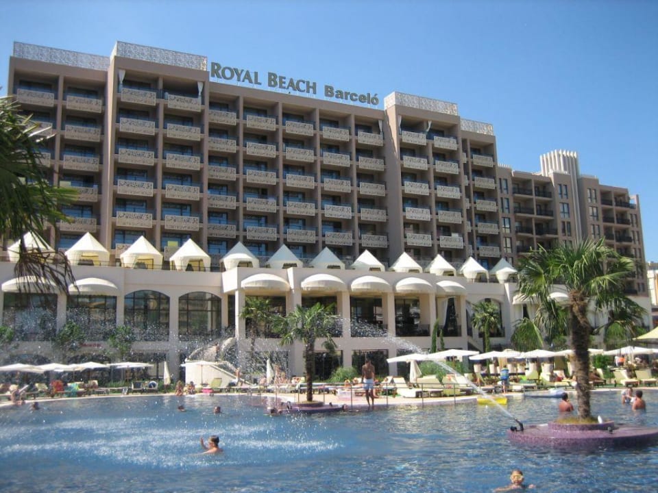 Pool Barceló Royal Beach