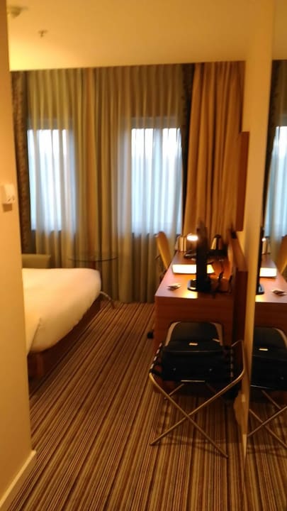 6227 Hilton Garden Inn Frankfurt Airport