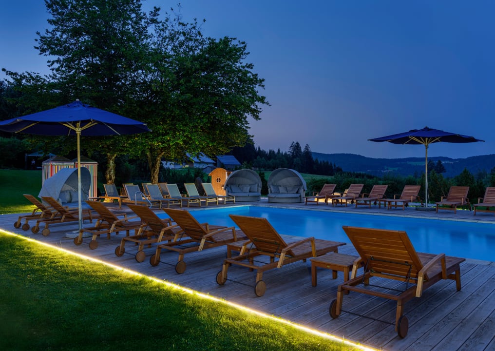 Pool Berghotel Maibrunn