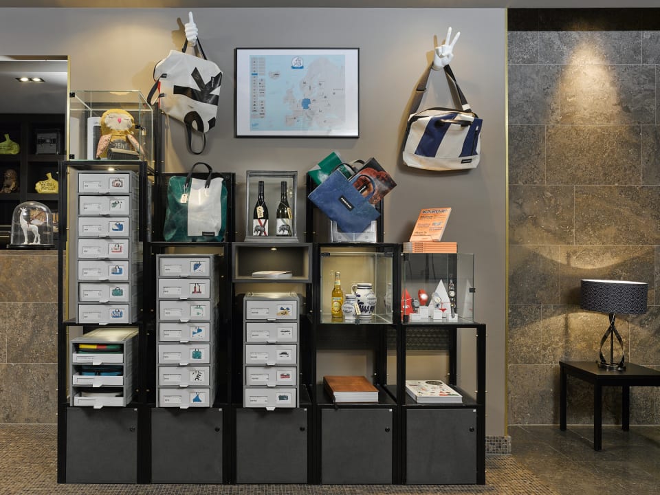 Lobby 25hours Hotel The Goldman