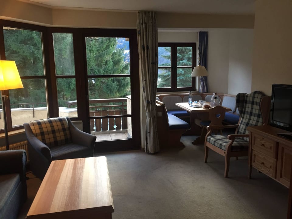 Wohnzimmer Dorint Sporthotel Garmisch-Partenkirchen