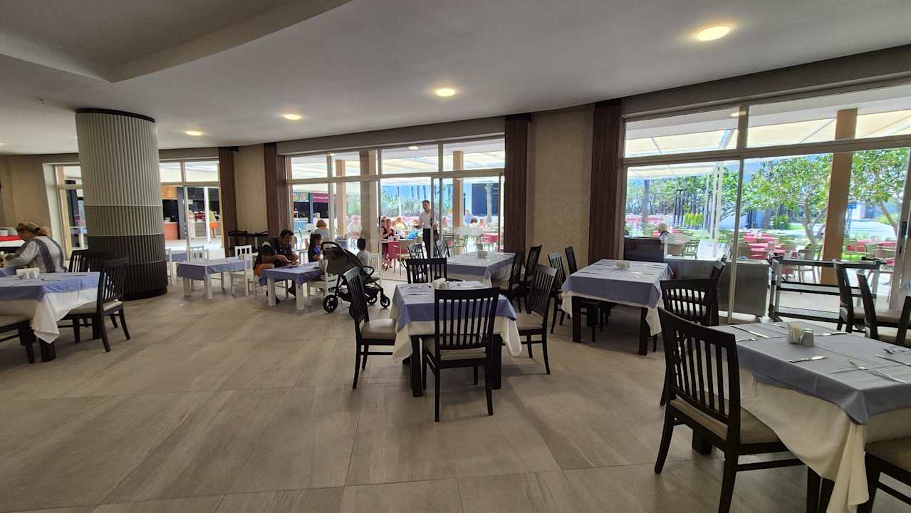 Gastro Seaden Sea World Resort & Spa