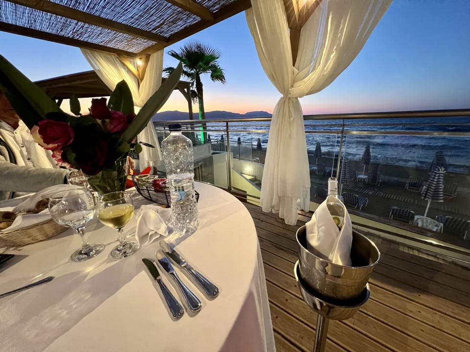 Gastro Hydramis Palace Beach Resort
