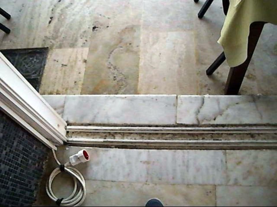 Eingangsschwellen zum Büffetbereich Semt Luna Beach Hotel