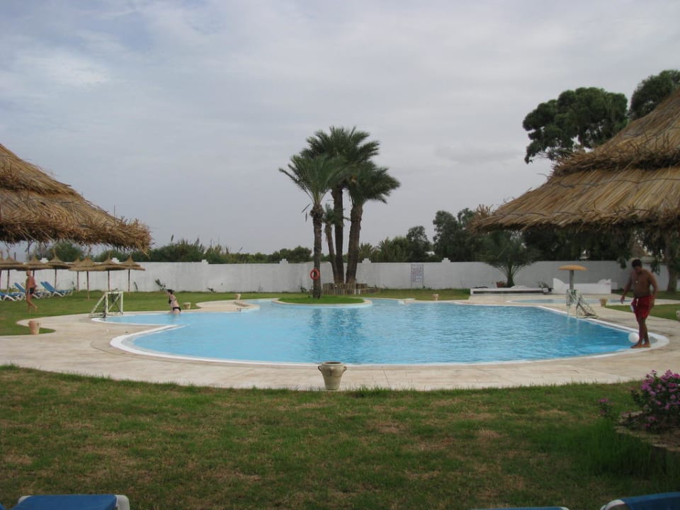 Pool  Monarque Club Rivage